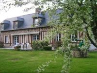 Entre Bois et PrГ©s 