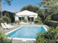 Holiday Home Chemin Du Clos Des Grennettes 