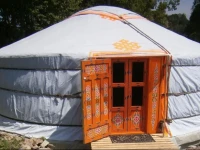 Campement de Yourtes Mariposa 
