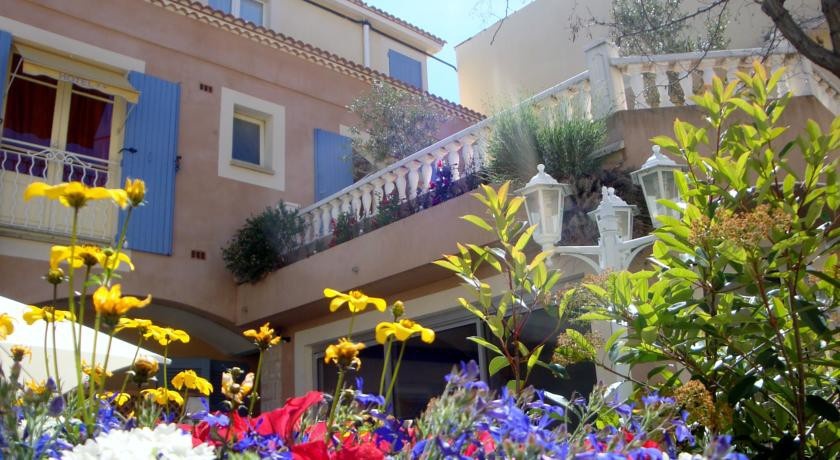 Hotel Les Acacias