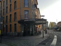 Dyke Hotel 