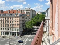Saxe And The City , Downtown Lyon 