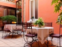 Inter-Hotel Au Patio Morand 