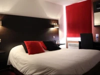 Logis Hotel Lons-le-Saunier - Restaurant Le Grill 