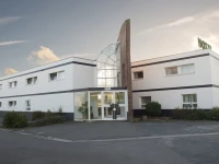 Hotel Mervil Airport 