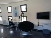 Appartement la Pompignane avec jardin et terrasse 