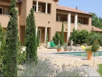 La Bastide des CyprГЁs 