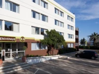 B&B HГґtel NГ®mes Ville Active 