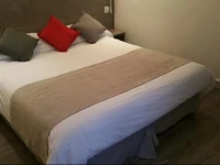Super Hotel 