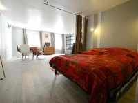 Into Paris - Appartement Hotel de Ville 