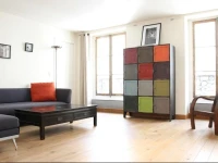 Private Apartment - Rue Cler - Eiffel Tower 