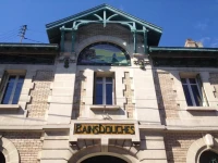 Les Bains Douches 