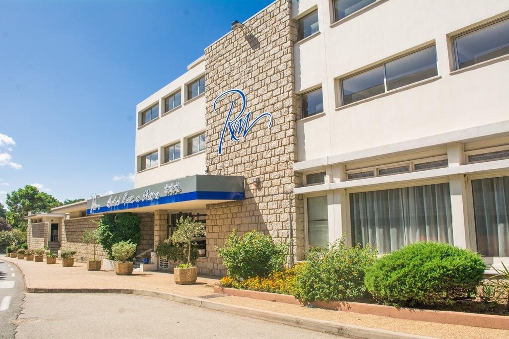 Hotel Roc E Mare 