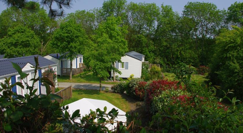 Camping Le Domaine Des Jonquilles 