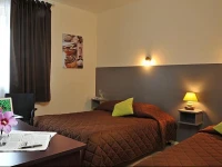 Logis Hotel Le Prieure 