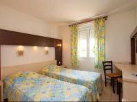 Jumhotel 
