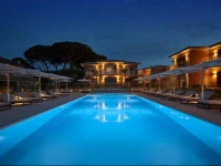 Kube Hotel 