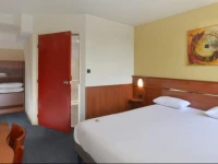 Brit Hotel OrlГ©ans St Jean de Braye - LAntarГЁs 