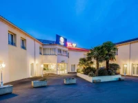 Comfort Hotel Saintes 3*