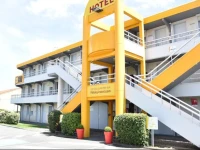 PвЂ™tit Dej-HOTEL Saintes Recouvrance 