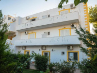 Arsinoi Studios and Apartments