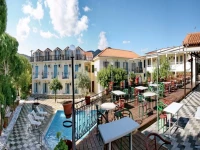 Theofilos Classic Hotel 