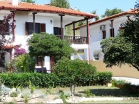 Neria Summer Houses 