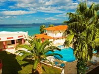 Athanasios Village Hotel 