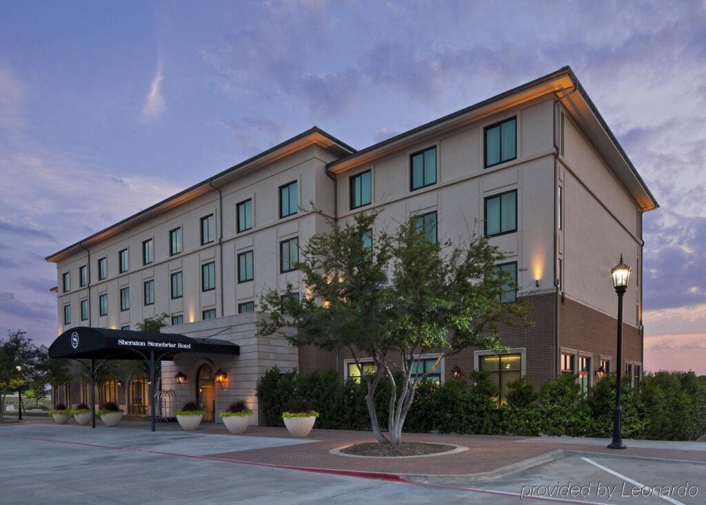 Sheraton Stonebriar Hotel 3*