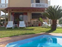 Elena Rooms & Apartments 