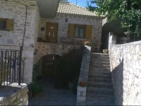 Lamprou 