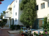 Coral Apartments 