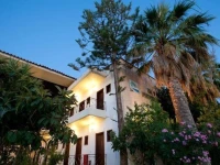 Hotel Finikounda 2*