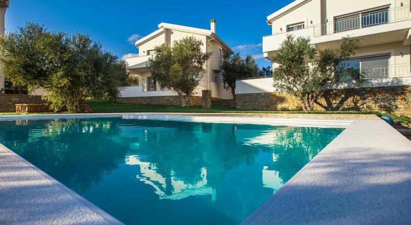 Abelia Luxurious Villas 