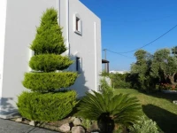Triantafyllas Apartments 