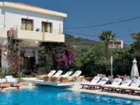 La Piscine Art 4*