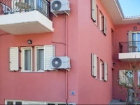 Avli Rooms 