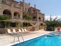 Kolokotronis Hotel 3*