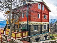 Colours Chalet 