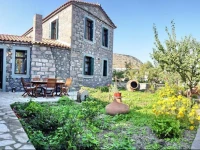 Artemis Traditional Hotel 3*