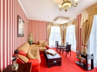 РџР°РЅ Р?РЅС‚РµСЂ РјРёРЅРё-РѕС‚РµР»СЊ 4*