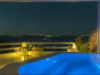 Earino Suites and Villa 