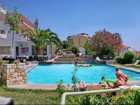 Sandy Bay Hotel