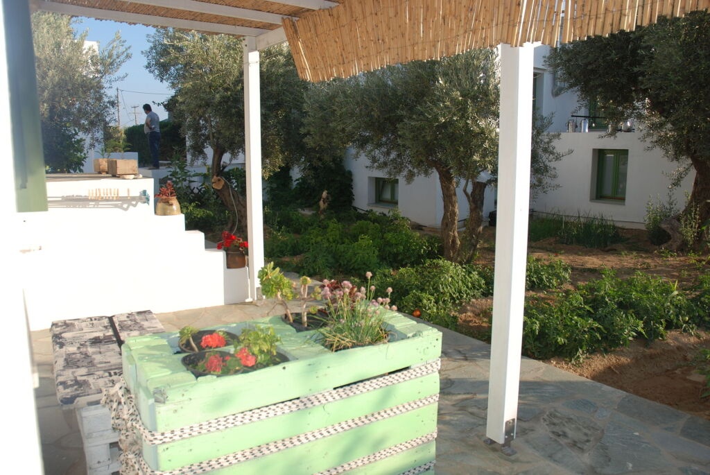 Edem Hotel Apartments 3*