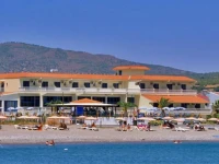 Kamari Beach 3*