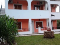 Digkas Apartments 