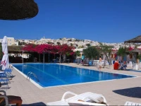 Santorini Camping/Rooms 