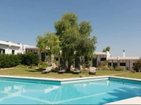 Angelbay Bungalows 