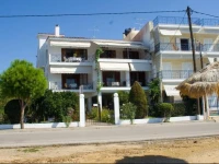 Nikolaos Kapolos Apartments 