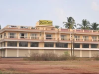 Ocean Crest Hotel 